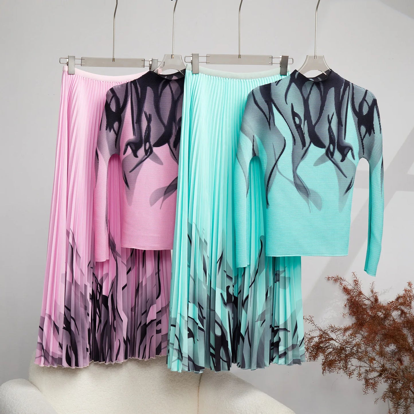 Fashion Print Pleated T-shirt+ Skirt Sets For Women Turtleneck Long Sleeves Slim Two-Piece Sets Party Clothing 2024 Spring New